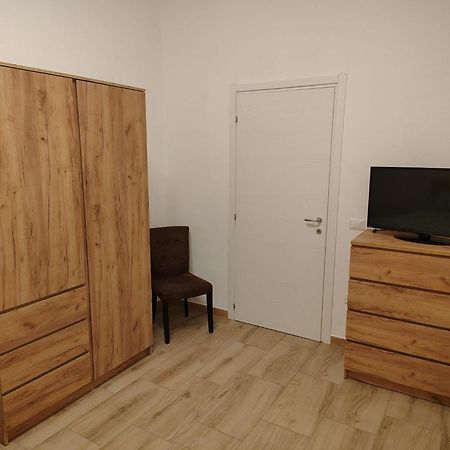 Casa Emma Apartment Cabras Bagian luar foto