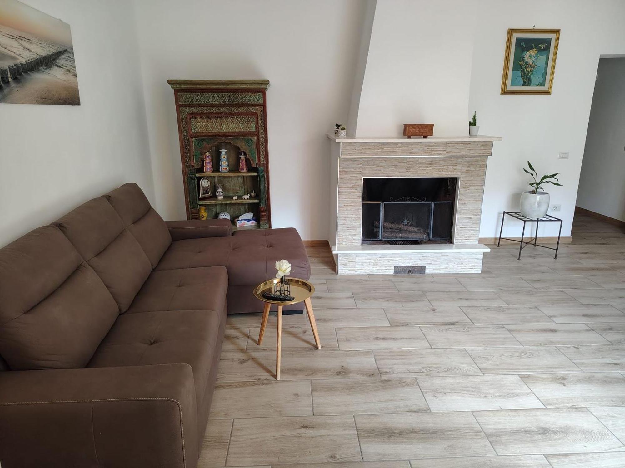 Casa Emma Apartment Cabras Bagian luar foto